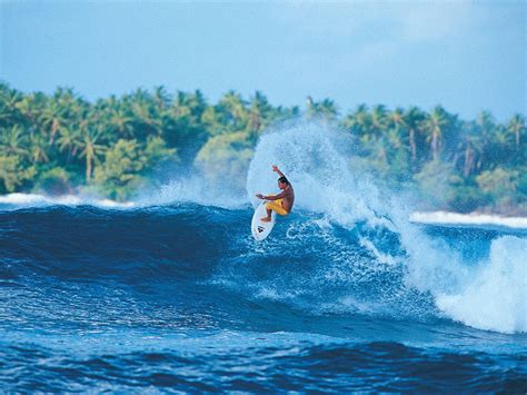 Surfing Heaven's Treasures: Exploring the Hidden Gems of Paradise